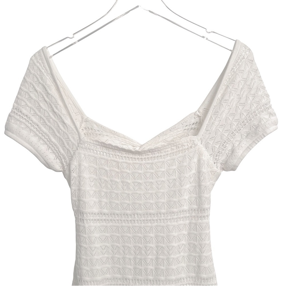 Hollister All-Over Knitted Crochet White Dress With Twist Back Detail Size Small - Picture 3 of 11